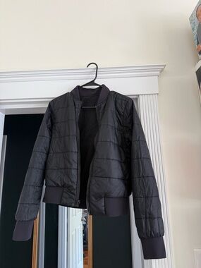Lululemon Reversible Bomber Jacket Black – Lightweight Puffer – Size Small